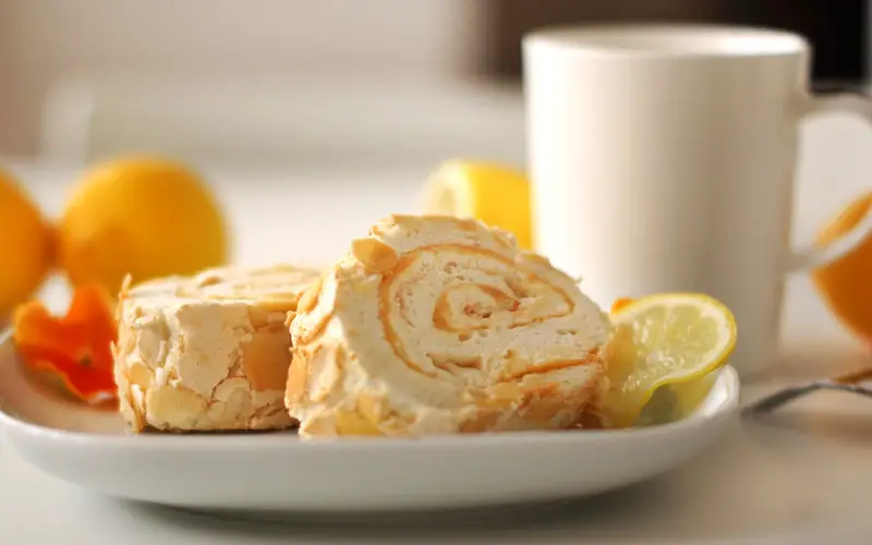 Lemon Meringue Roulade Recipe