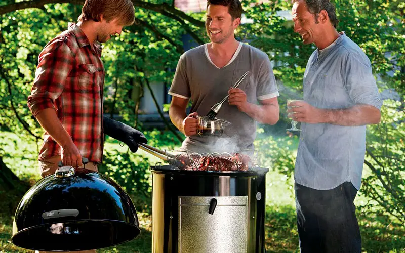 Pit Barrel Cooker vs Weber Smokey Mountain – Which is Better?